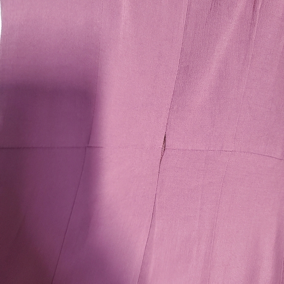 𝅺UNIVERSAL Standard Dress - Picture 6 of 16